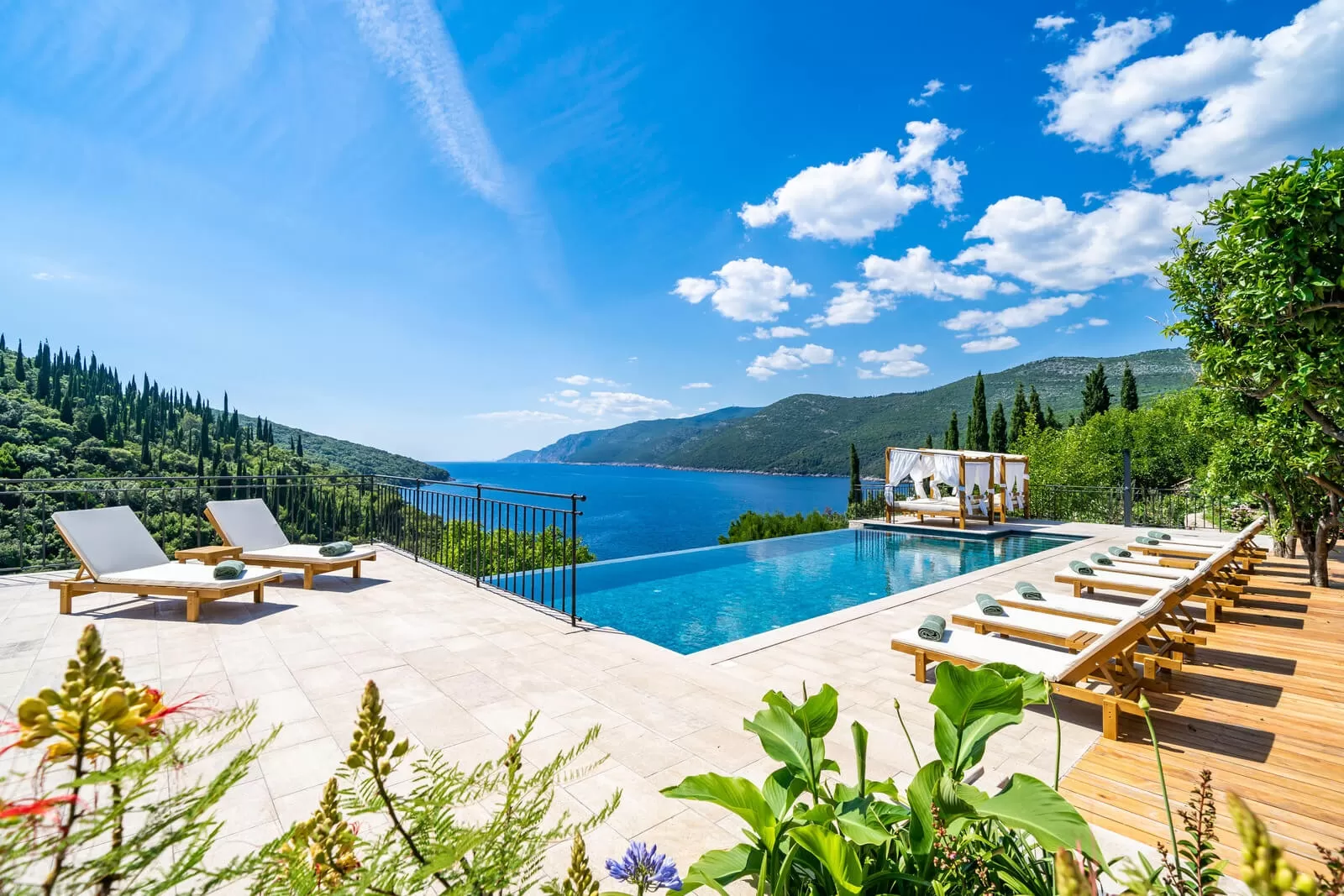 Luxury Villa Eden with amazing panoramic view near Dubrovnik