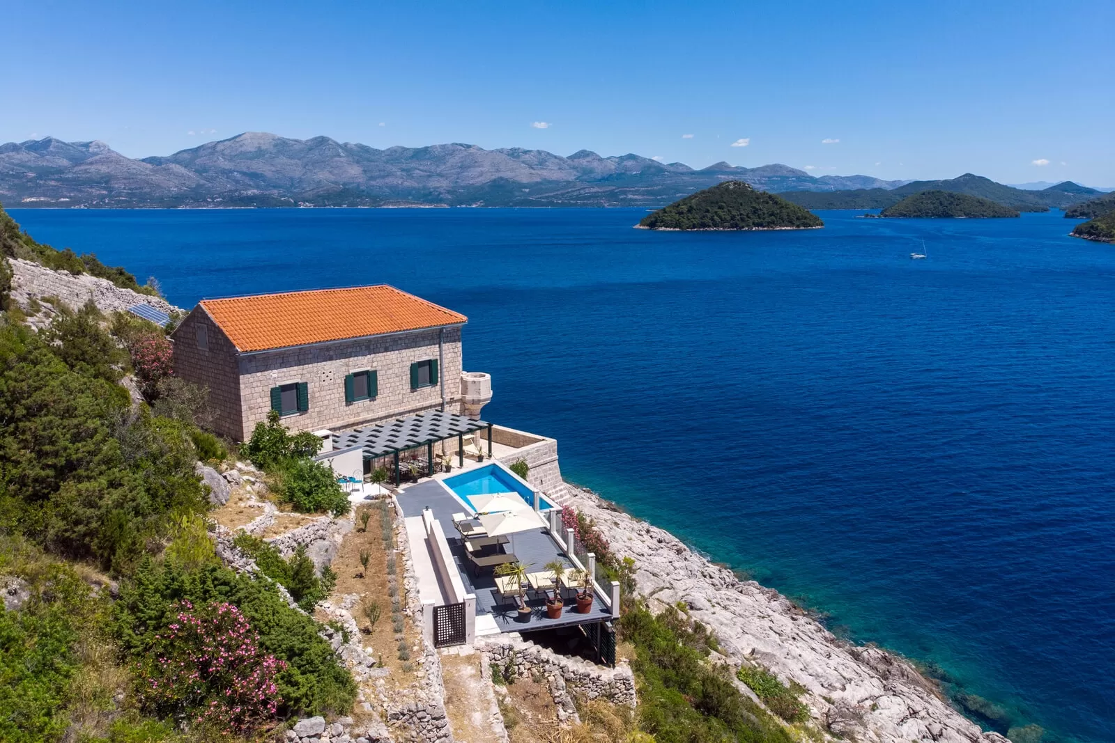 Luxury Villa olipa with stunning panoramic view on small island of Olipa